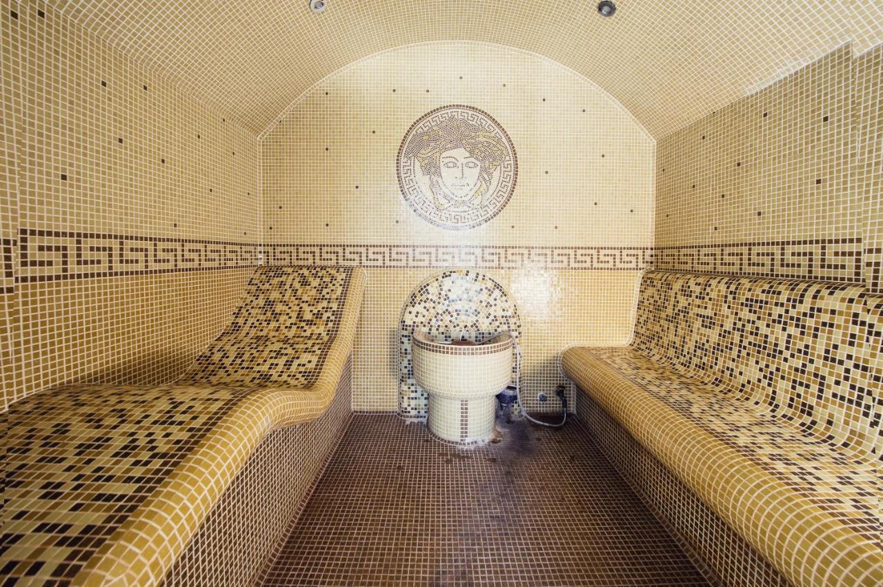 Family Hotel Hebar Batak Eksteriør billede