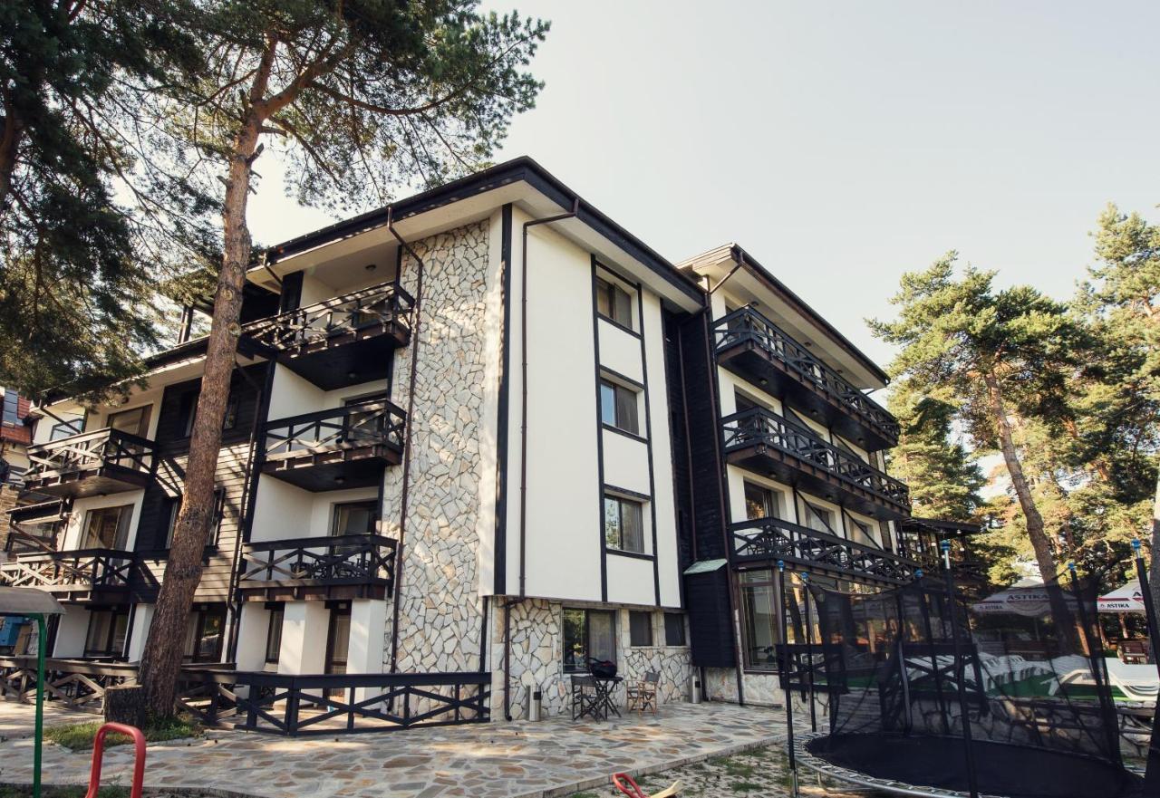 Family Hotel Hebar Batak Eksteriør billede