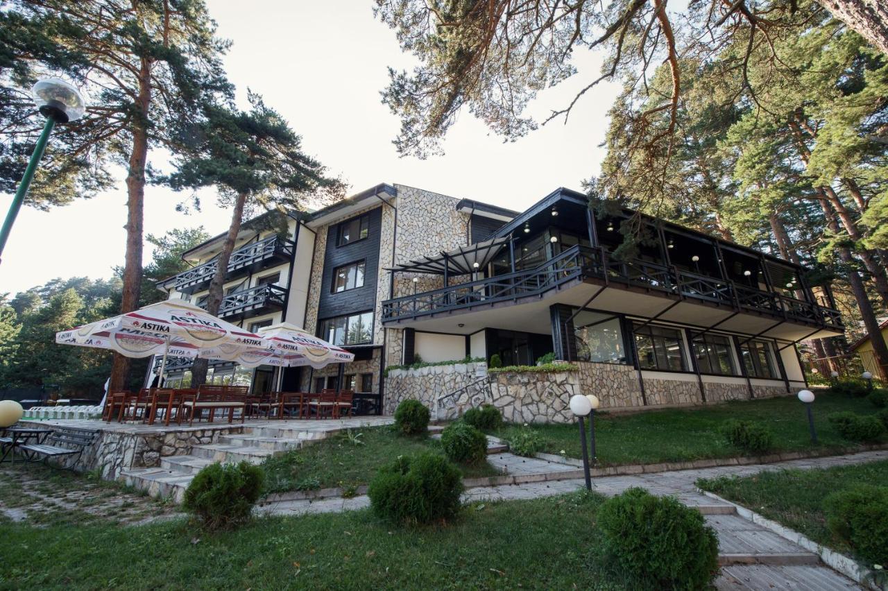 Family Hotel Hebar Batak Eksteriør billede