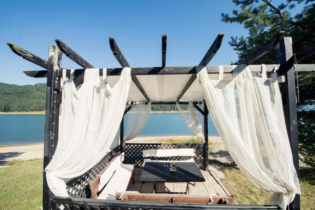 Family Hotel Hebar Batak Eksteriør billede