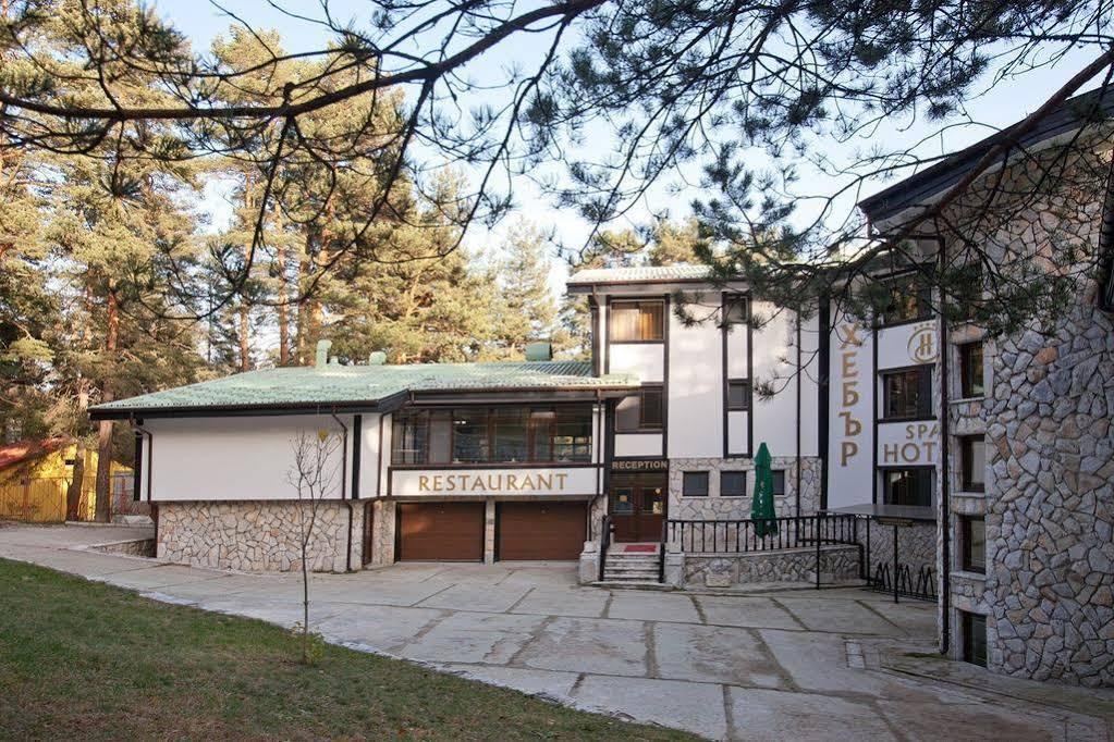 Family Hotel Hebar Batak Eksteriør billede